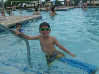 DryPRO Waterproof Full Leg Cast Cover for Swimming and Bathing Children